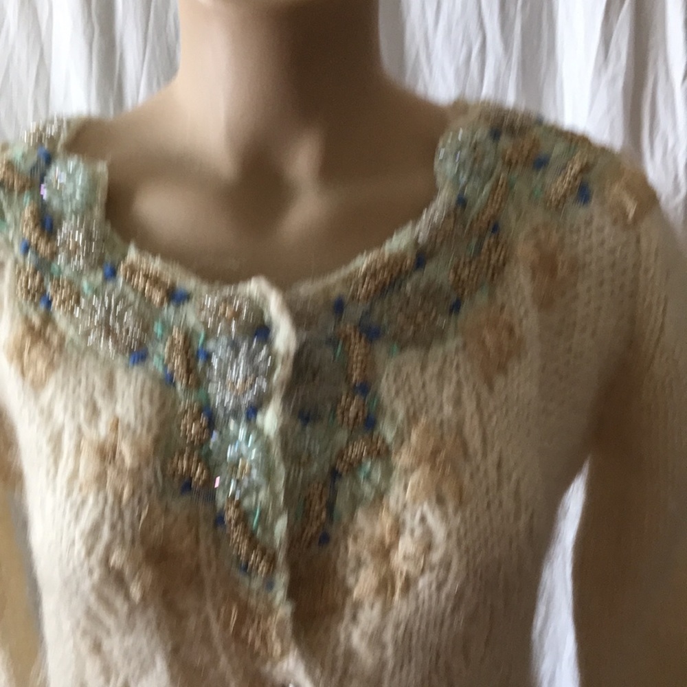 Sweater - Picture 4 of 6